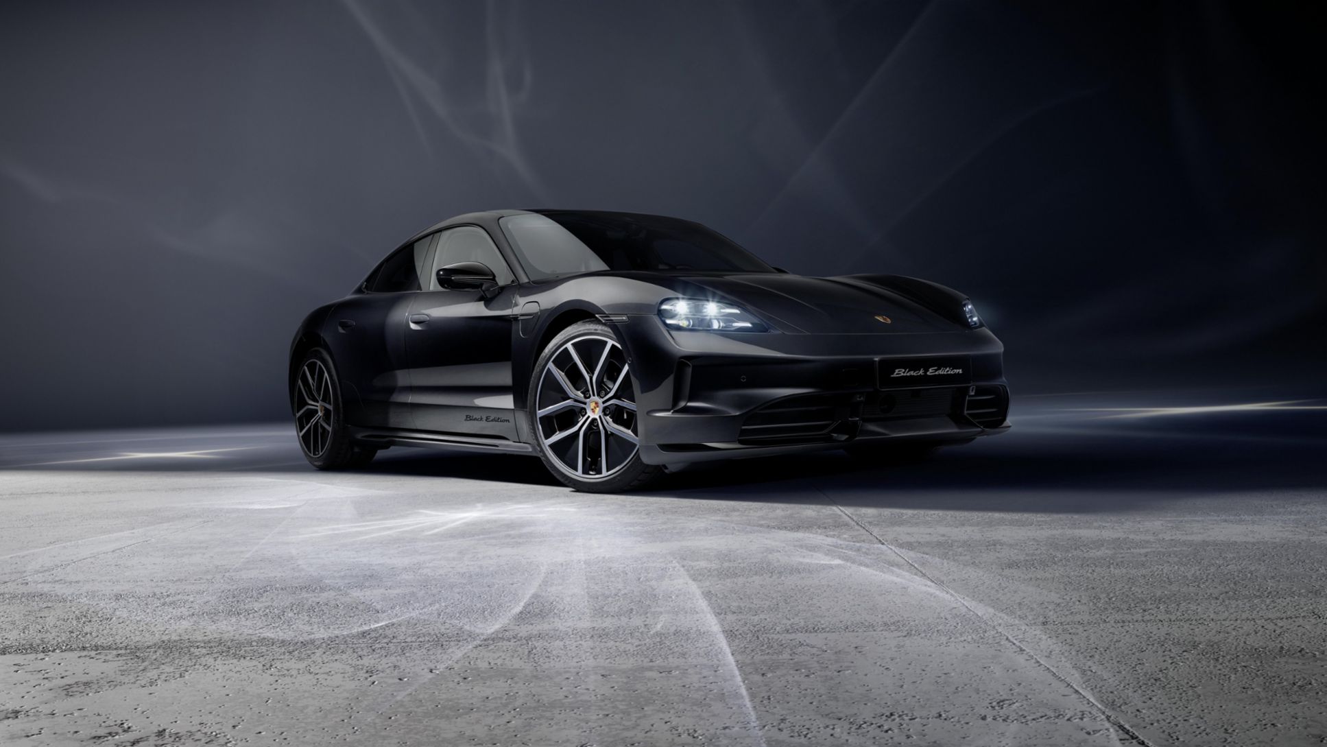 Taycan 4S Black Edition