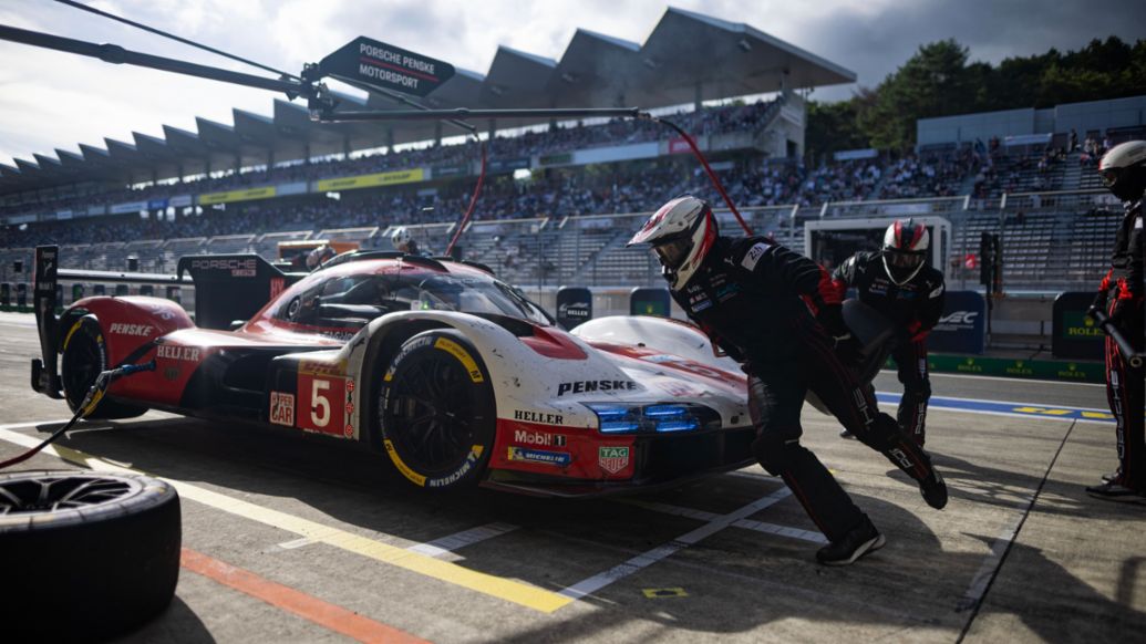 Matt Campbell (AUS), Michael Christensen (DK), Frederic Makowiecki (F), Porsche 963, Porsche Penske Motorsport (#5), FIA WEC, Fuji, Race, 2024, Porsche AG