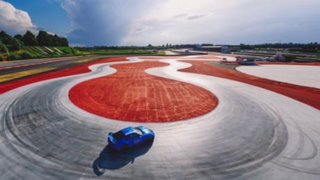 Accelerating Emotions: Porsche Experience Centre