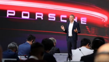Transmisión en directo de la conferencia de prensa anual de Porsche AG