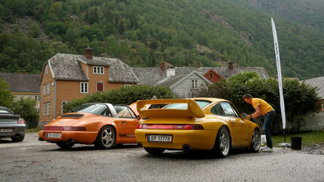 Fjordluft: Porsche-Festival in Norwegen würdigt unvergessene Epoche