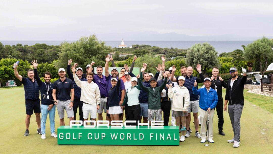 Team Schweiz gewinnt World Trophy am Porsche Golf Cup World Final