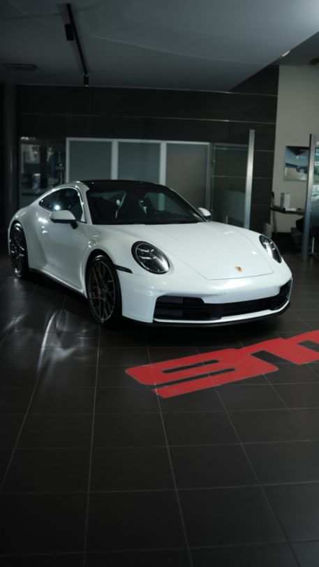 Porsche 911 Carrera S. Porsche Center Santo Domingo, República Dominicana, 2025, Porsche AG