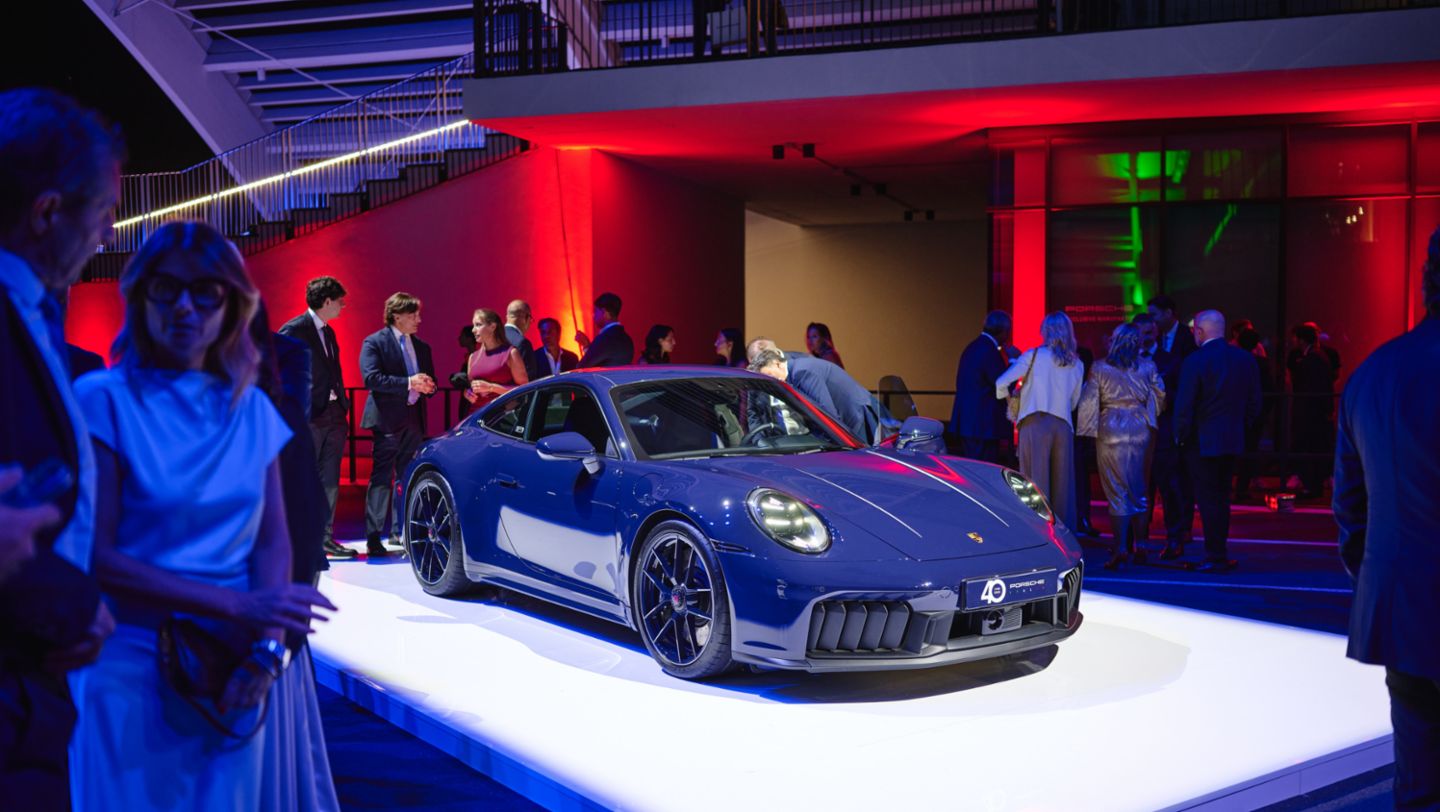 911 Carrera 4 GTS edizione '40 Anni Porsche Italia'