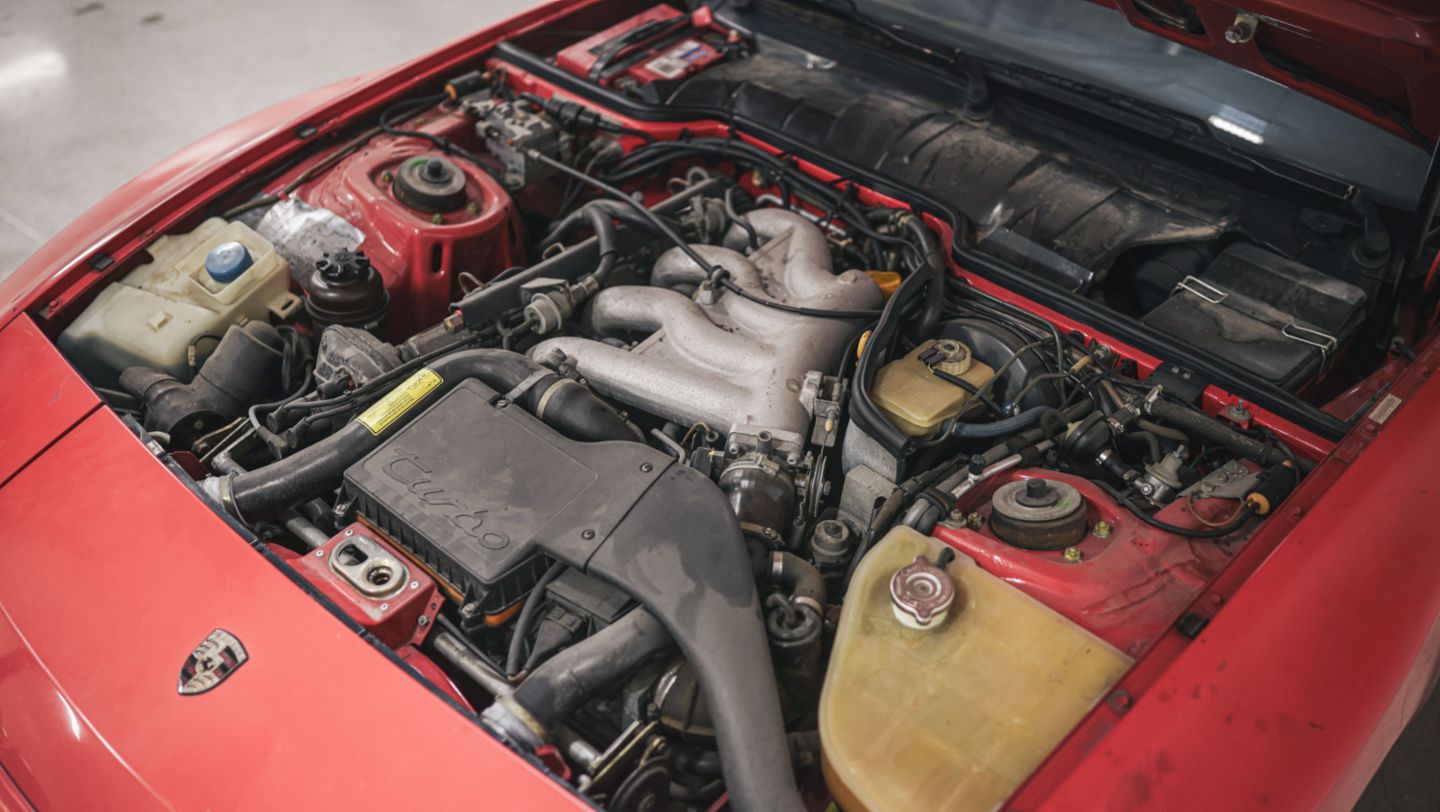 A 1988 944 Turbo S from "Gaudin Porsche of Las Vegas" takes the 2025 Porsche Classic Restoration Challenge "Preservation Award" for Area West
