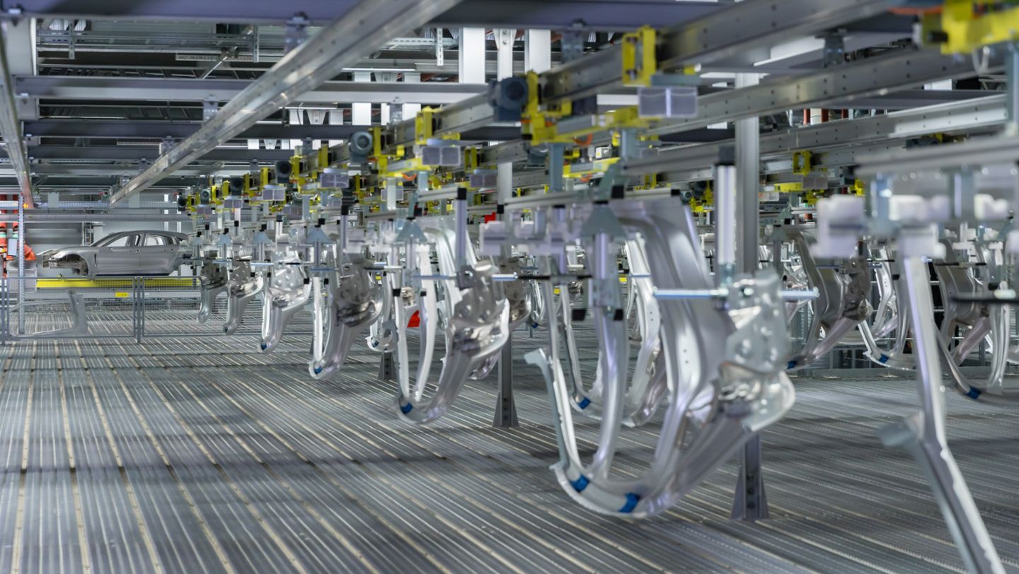 Fahrweggassen, Karosseriebau MSB, Leipzig, 2019, Porsche Leipzig, GmbH