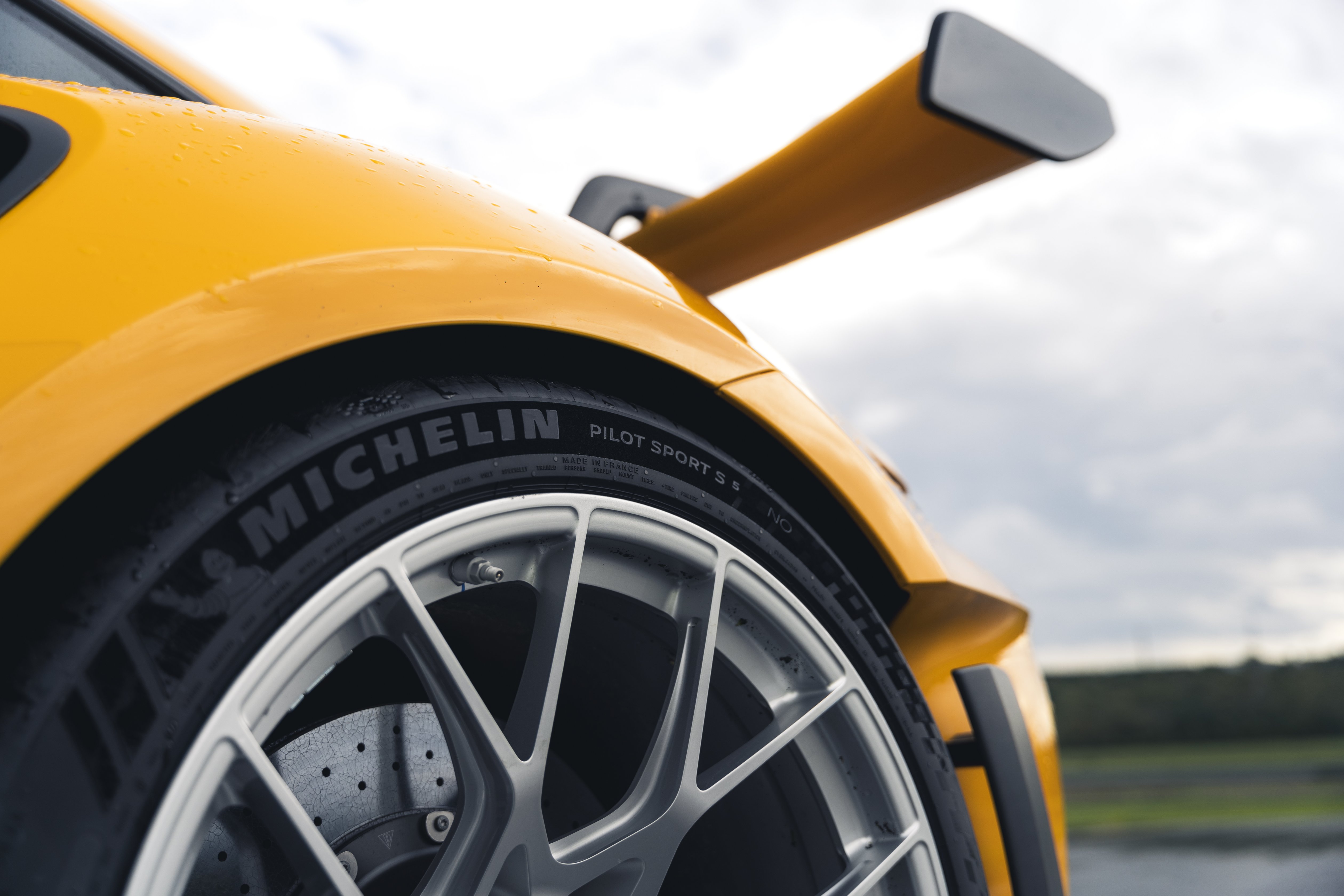 911 GT3 RS, Michelin Pilot Sport S 5, 2025, Porsche AG